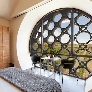 Mastinell Cava & Boutique By Olivia Collection Hotel